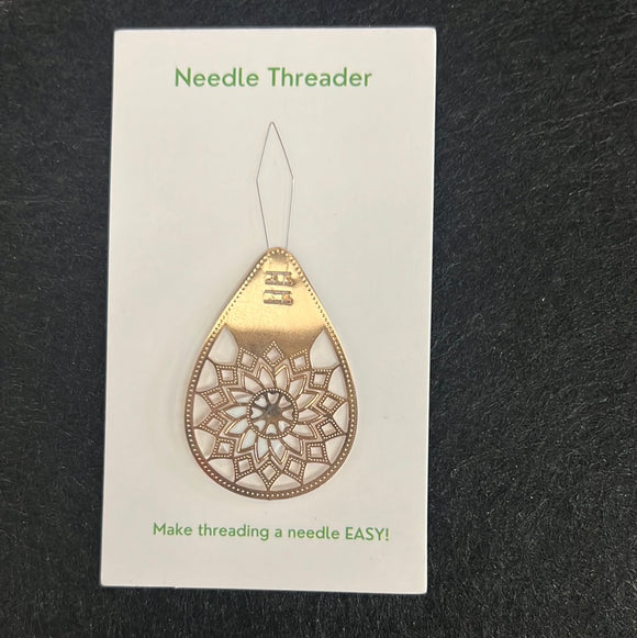 Gold Needle Threader medallion