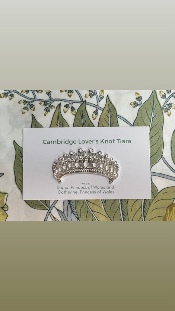 20 % Off - Cambridge Lover's Knot Tiara Needleminder
